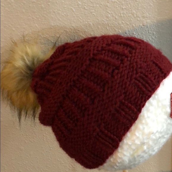 Brand New Wine Handcrafted Knitted Hat/Slouch - Picture 4 of 5